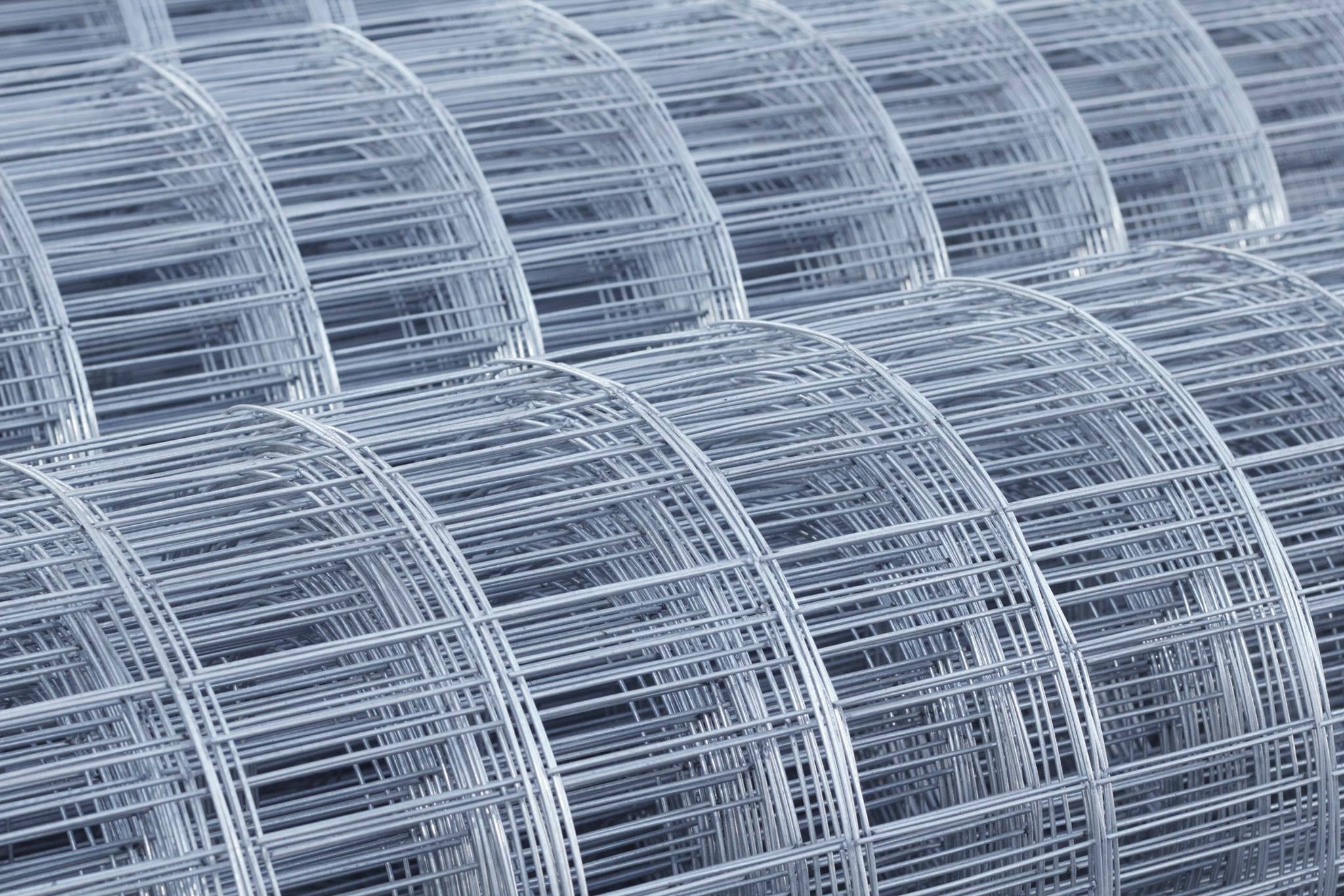 Galvanized welded wire mesh rolls with rectangular openings